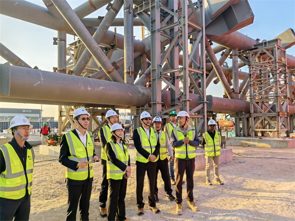 1740623690102595.jpg 參觀阿美體育場(chǎng).jpg